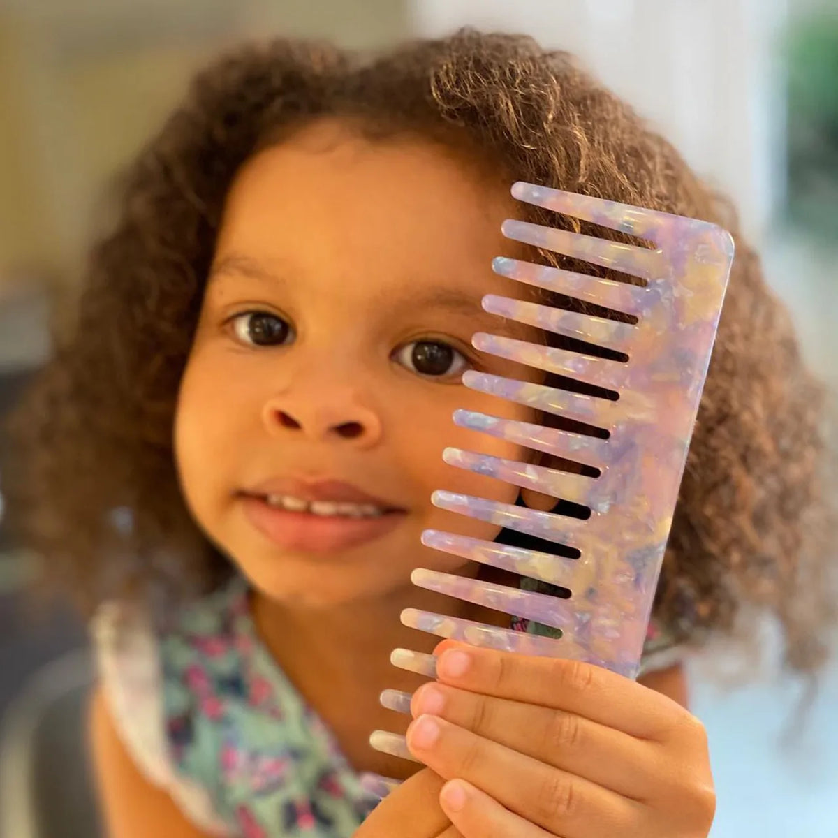 Proper Combing and Maintenance of Hair Alilihair