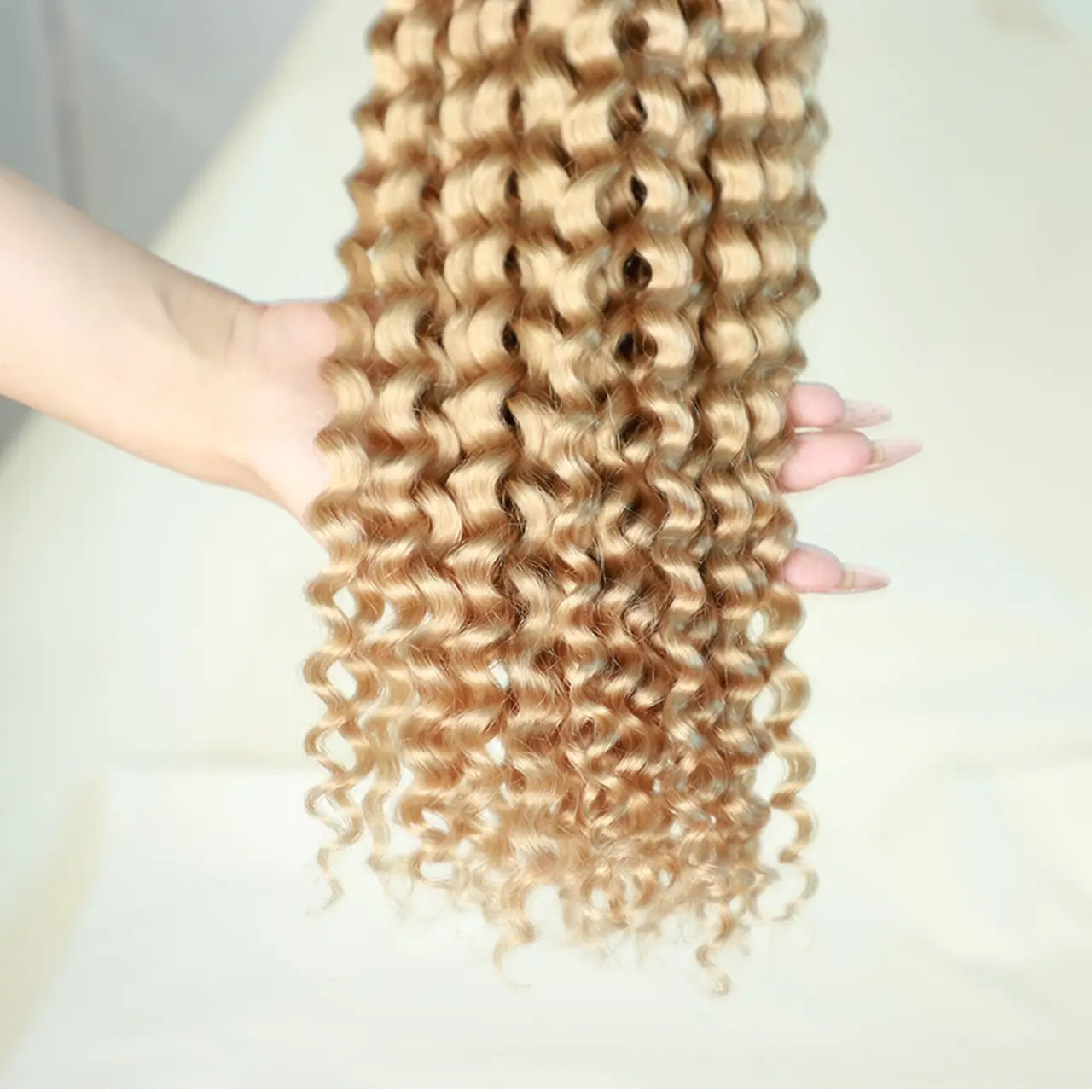 The ends curly double drawn water wave bulk hair for braiding strawberry blonde